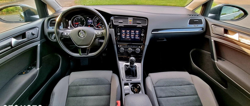 Volkswagen Golf cena 49999 przebieg: 200000, rok produkcji 2019 z Wieleń małe 407